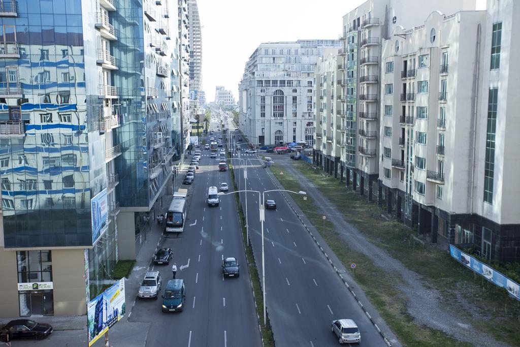 Batumi City Center Apartment Bagian luar foto