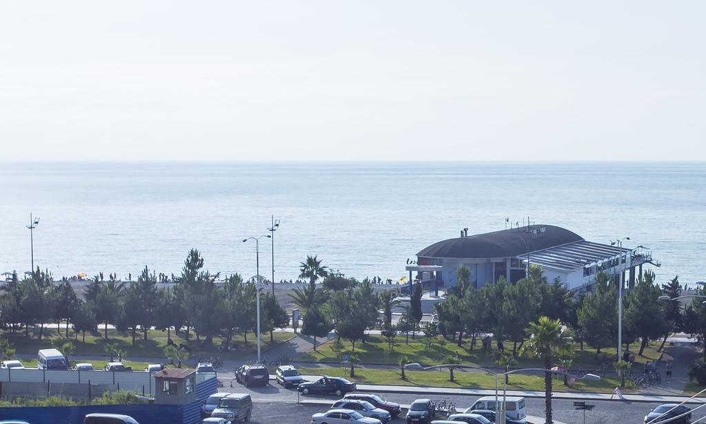 Batumi City Center Apartment Bagian luar foto