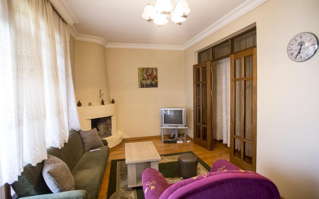 Batumi City Center Apartment Bagian luar foto